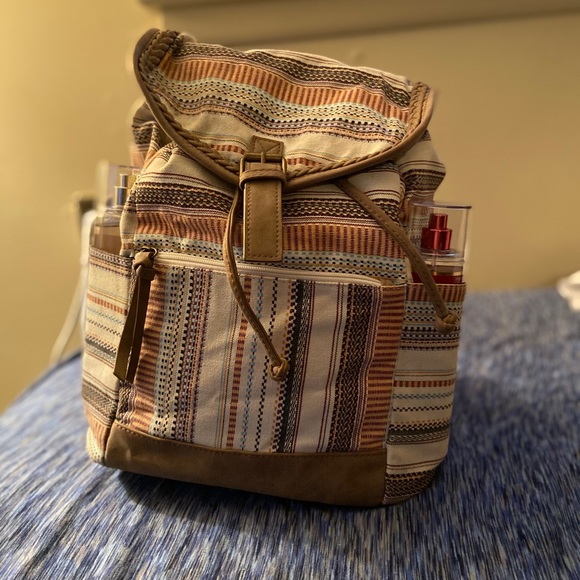 Back pack - Picture 4 of 4